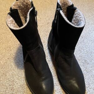 Women's Black Leather Shearling-Lined Boots